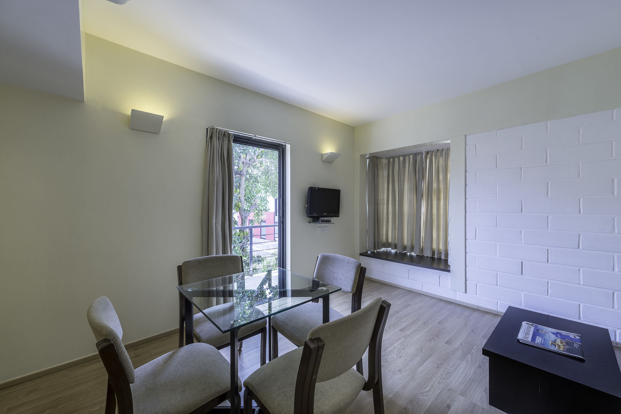 Treebo Trend Spektrum Suites Мисор Екстериор снимка