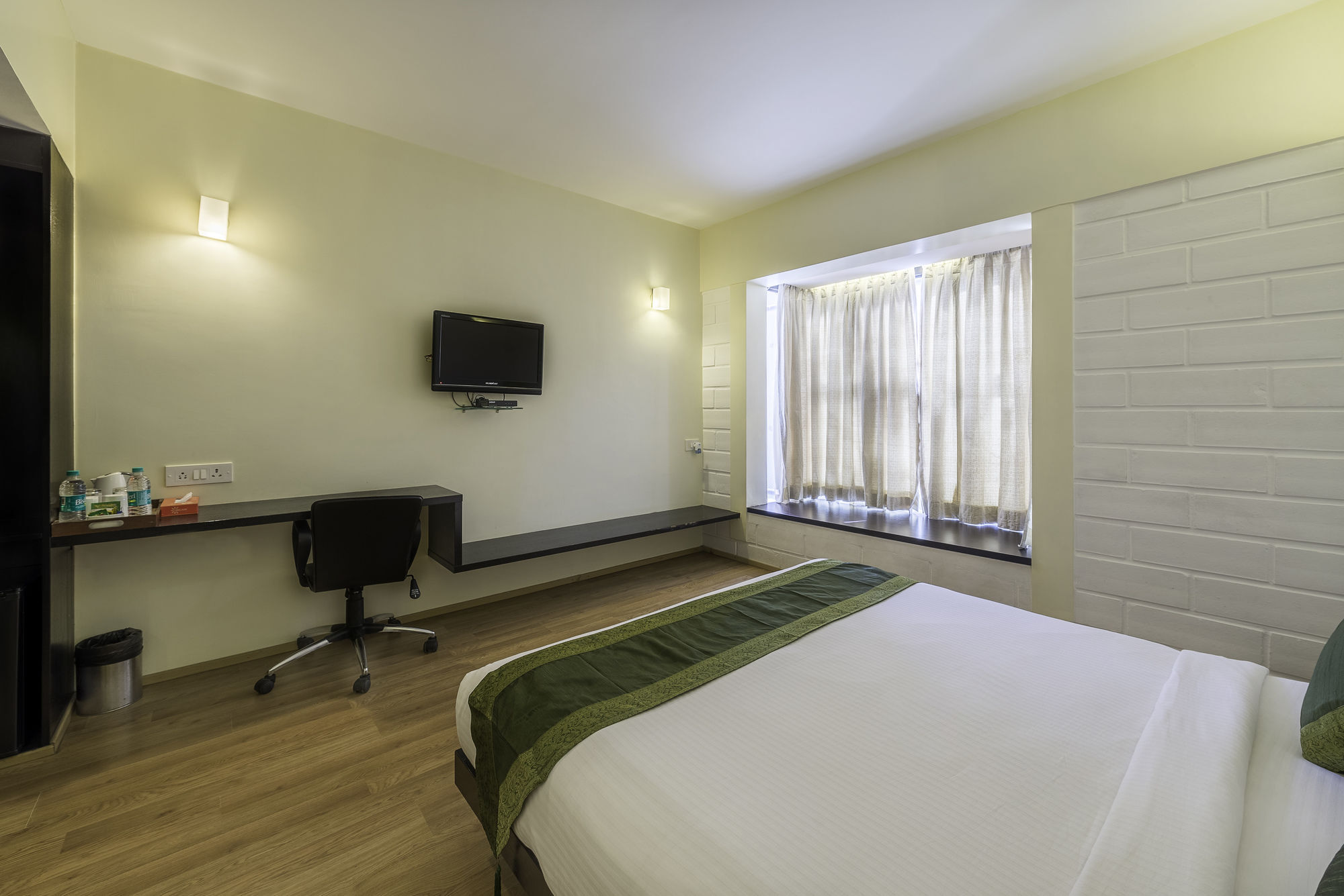 Treebo Trend Spektrum Suites Мисор Екстериор снимка