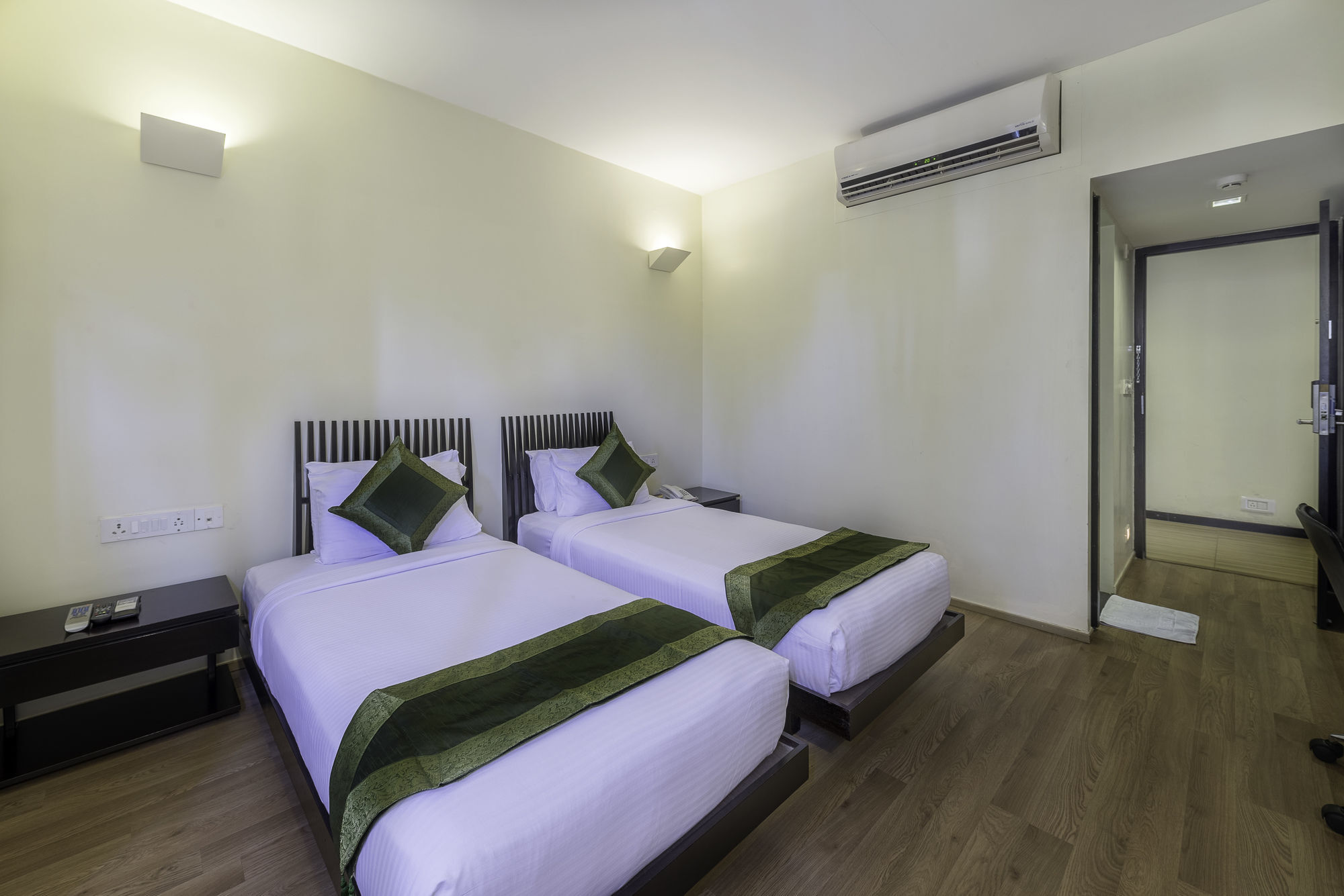 Treebo Trend Spektrum Suites Мисор Екстериор снимка