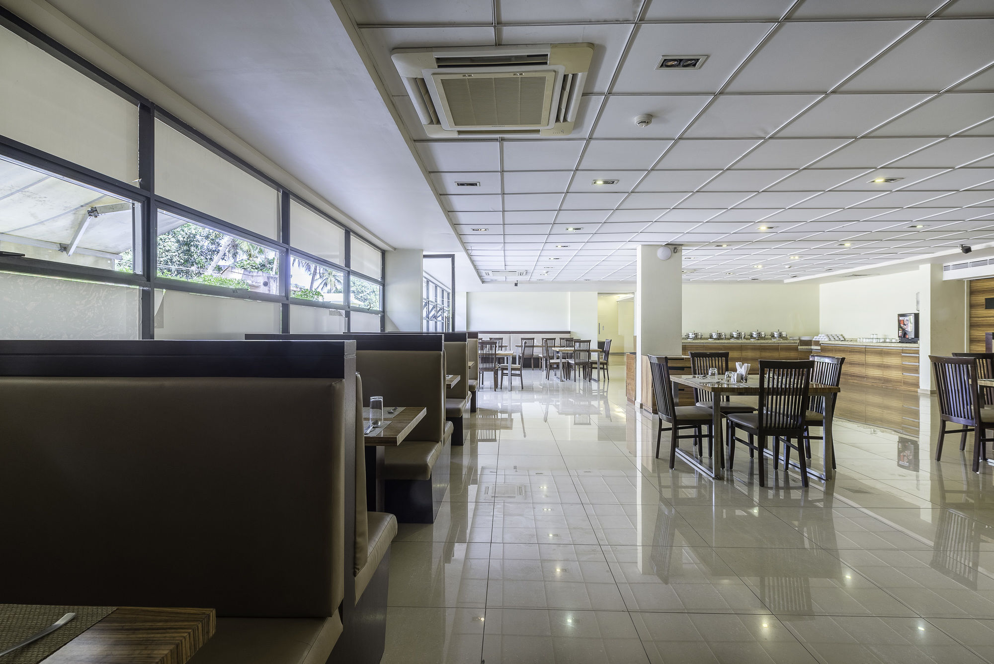 Treebo Trend Spektrum Suites Мисор Екстериор снимка